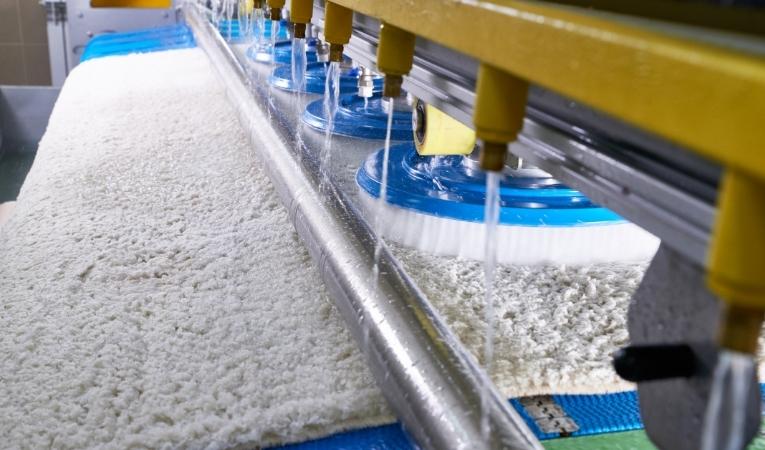 Finike Halı Yıkama